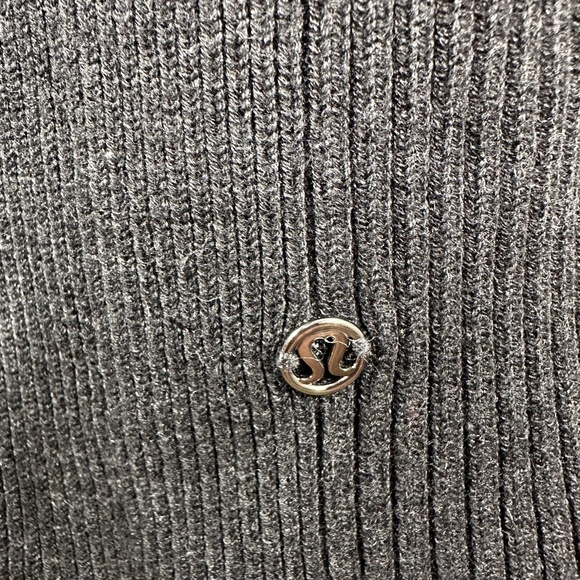 LULULEMON Size 6? Hooded Peace Of Mind Wrap Cardigan Sweater Heathered Black - Picture 10 of 14